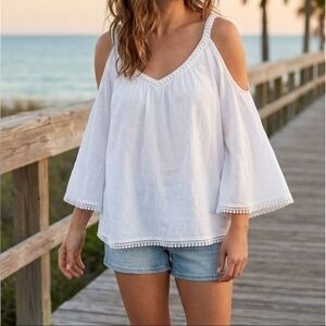 Aqua White Cold Shoulder Blouse. Size M